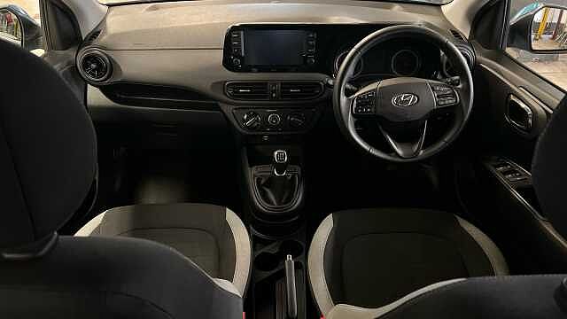 Hyundai i10 1.0 SE Connect Hatchback 5dr Petrol Manual Euro 6 (s/s) (67 ps)