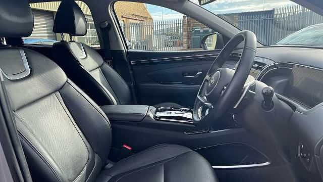 Hyundai TUCSON 1.6 h T-GDi 13.8kWh Ultimate SUV 5dr Petrol Plug-in Hybrid Auto 4WD Euro 6 (s/s)
