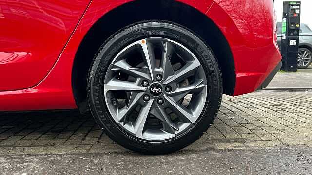 Hyundai i30 1.0 T-GDi MHEV Premium Hatchback 5dr Petrol Hybrid Manual Euro 6 (s/s) (120 ps)