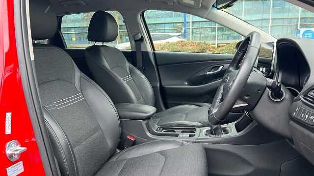 Hyundai i30 1.0 T-GDi MHEV Premium Hatchback 5dr Petrol Hybrid Manual Euro 6 (s/s) (120 ps)