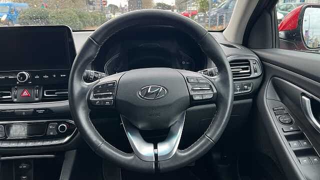 Hyundai i30 1.0 T-GDi MHEV Premium Hatchback 5dr Petrol Hybrid Manual Euro 6 (s/s) (120 ps)