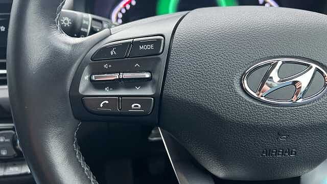 Hyundai i30 1.0 T-GDi MHEV Premium Hatchback 5dr Petrol Hybrid Manual Euro 6 (s/s) (120 ps)
