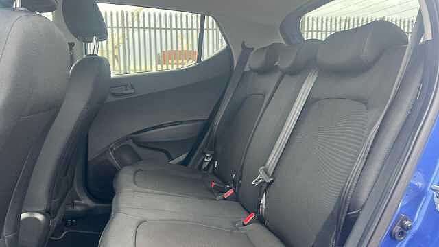 Hyundai i10 1.0 Play Hatchback 5dr Petrol Manual Euro 6 (67 ps)