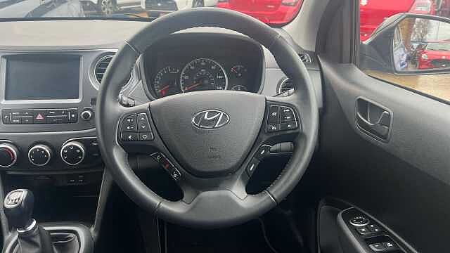 Hyundai i10 1.0 Play Hatchback 5dr Petrol Manual Euro 6 (67 ps)