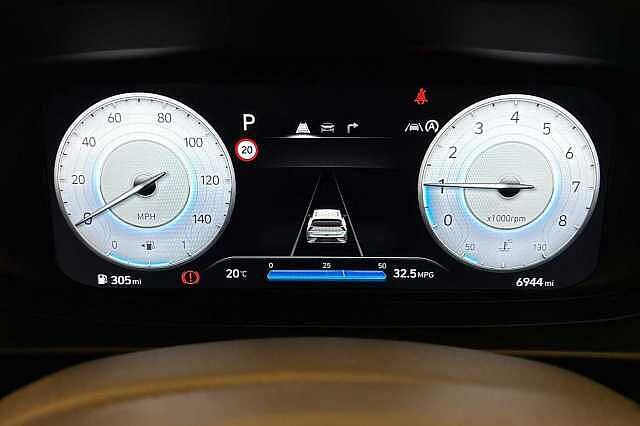 Hyundai TUCSON 1.6 T-GDi Premium SUV 5dr Petrol Hybrid Auto Euro 6 (s/s) (215 ps)