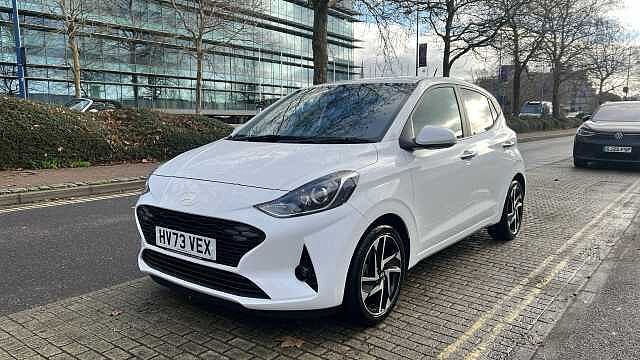 Hyundai I10 1.0 Premium Hatchback 5dr Petrol Manual Euro 6 (s/s) (67 ps) Atlas White