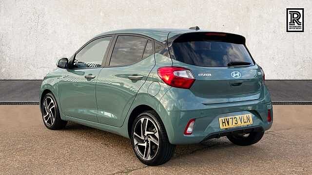 Hyundai i10 1.0 Premium Hatchback 5dr Petrol Manual Euro 6 (s/s) (67 ps)