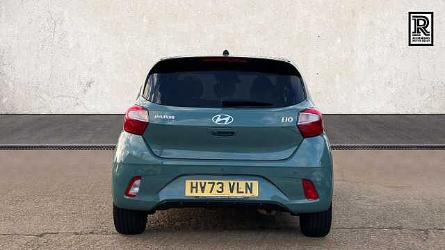 Hyundai i10 1.0 Premium Hatchback 5dr Petrol Manual Euro 6 (s/s) (67 ps)