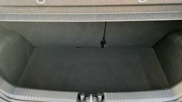 Hyundai i10 1.0 Premium Hatchback 5dr Petrol Manual Euro 6 (s/s) (67 ps)