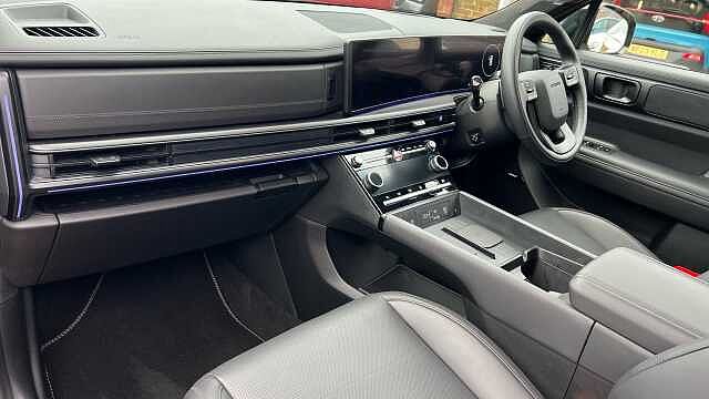 Hyundai Santa Fe 1.6 T-GDi 13.8kWh Calligraphy SUV 5dr Petrol Plug-in Hybrid Auto 4WD Euro 6 (s/s