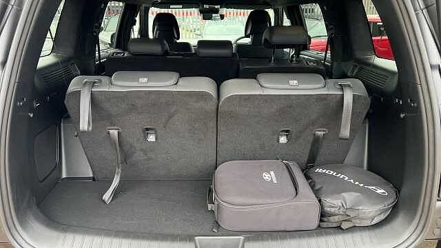 Hyundai Santa Fe 1.6 T-GDi 13.8kWh Calligraphy SUV 5dr Petrol Plug-in Hybrid Auto 4WD Euro 6 (s/s