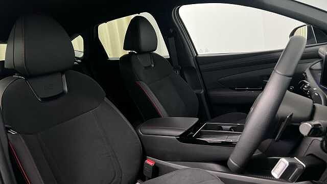 Hyundai TUCSON 1.6 T-GDi N Line SUV 5dr Petrol Hybrid Auto Euro 6 (s/s) (215 ps) SHIMMERING SILVER