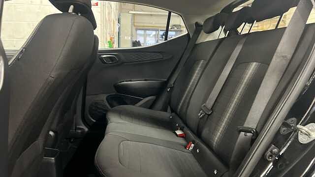 Hyundai i10 1.0 Advance Hatchback 5dr Petrol Manual Euro 6 (s/s) (67 ps)