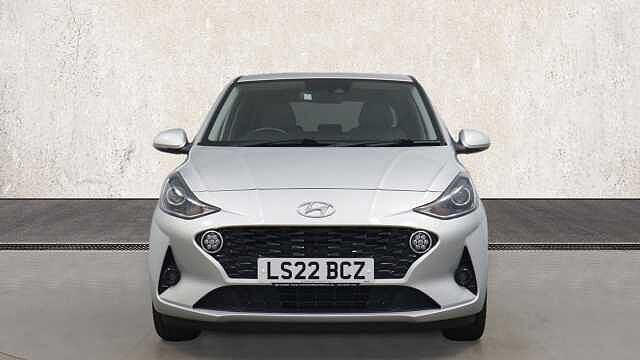 Hyundai i10 1.0 Premium Hatchback 5dr Petrol Manual Euro 6 (s/s) (67 ps)