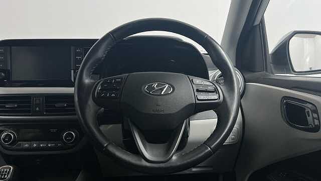 Hyundai i10 1.0 Premium Hatchback 5dr Petrol Manual Euro 6 (s/s) (67 ps)