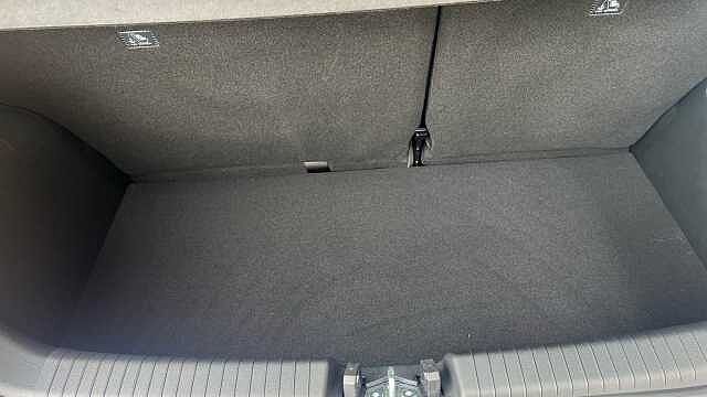 Hyundai i10 1.0 SE Connect Hatchback 5dr Petrol Manual Euro 6 (s/s) (67 ps)