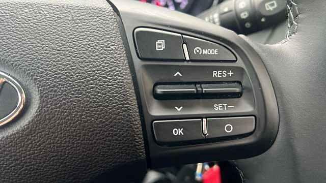 Hyundai i10 1.0 SE Connect Hatchback 5dr Petrol Manual Euro 6 (s/s) (67 ps)