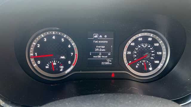 Hyundai i10 1.0 SE Connect Hatchback 5dr Petrol Manual Euro 6 (s/s) (67 ps)