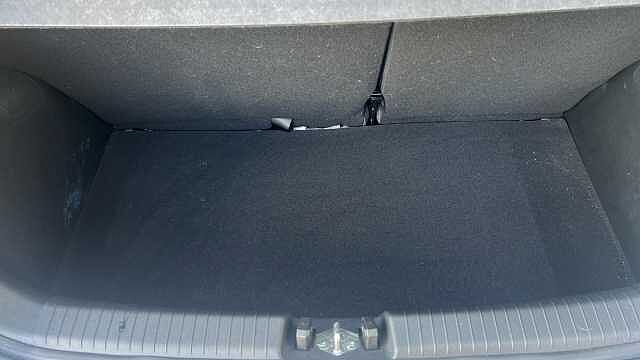 Hyundai i10 1.0 SE Connect Hatchback 5dr Petrol Manual Euro 6 (s/s) (67 ps)