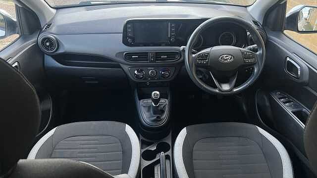 Hyundai i10 1.0 SE Connect Hatchback 5dr Petrol Manual Euro 6 (s/s) (67 ps)