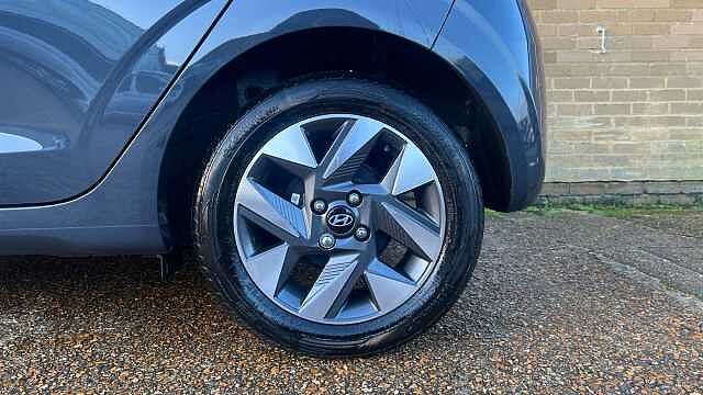 Hyundai i10 1.0 Advance Hatchback 5dr Petrol Manual Euro 6 (s/s) (63 ps)