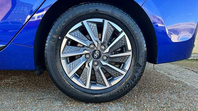 Hyundai IONIQ 38.3kWh Premium Hatchback 5dr Electric Auto (136 ps)