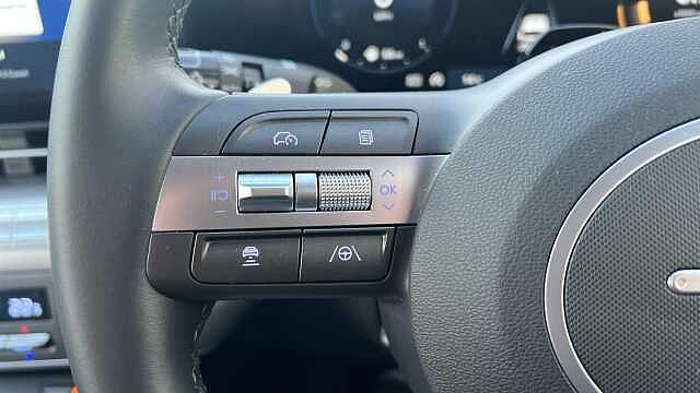 Hyundai KONA 1.6 T-GDi Advance SUV 5dr Petrol DCT Euro 6 (s/s) (138 ps) Black