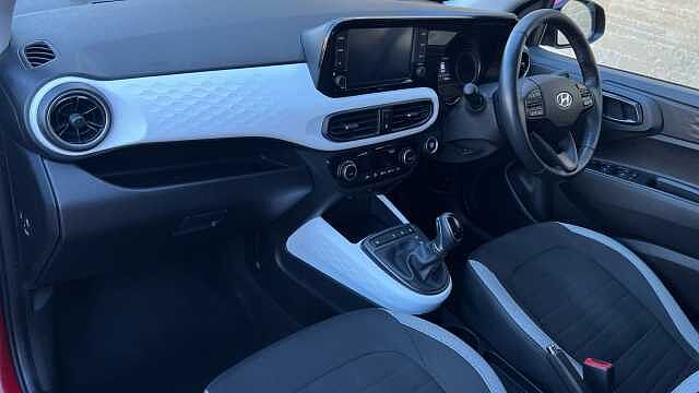 Hyundai i10 1.2 Premium Hatchback 5dr Petrol Auto Euro 6 (s/s) (84 ps)