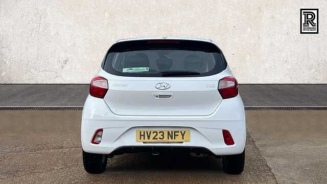 Hyundai i10 1.0 SE Connect Hatchback 5dr Petrol Manual Euro 6 (s/s) (67 ps)