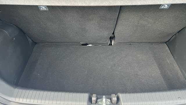 Hyundai i10 1.0 SE Connect Hatchback 5dr Petrol Manual Euro 6 (s/s) (67 ps)