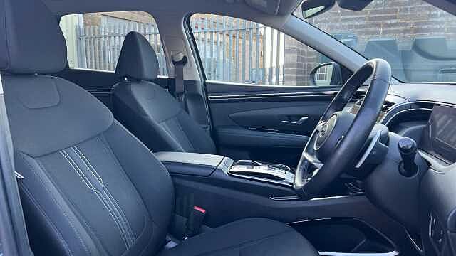 Hyundai TUCSON 1.6 h T-GDi Premium SUV 5dr Petrol Hybrid Auto Euro 6 (s/s) (230 ps)