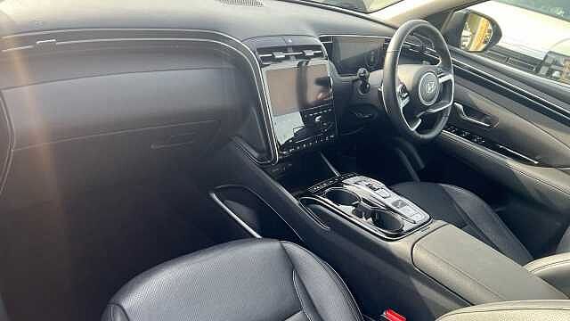 Hyundai TUCSON 1.6 h T-GDi 13.8kWh Ultimate SUV 5dr Petrol Plug-in Hybrid Auto 4WD Euro 6 (s/s)