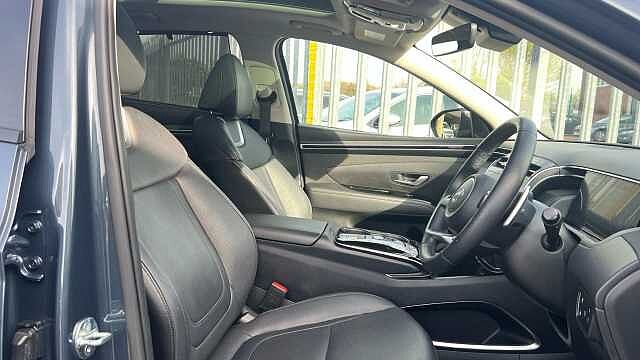 Hyundai TUCSON 1.6 h T-GDi 13.8kWh Ultimate SUV 5dr Petrol Plug-in Hybrid Auto 4WD Euro 6 (s/s)