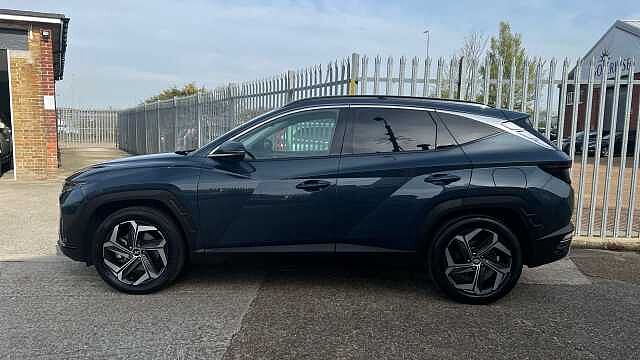 Hyundai TUCSON 1.6 h T-GDi 13.8kWh Ultimate SUV 5dr Petrol Plug-in Hybrid Auto 4WD Euro 6 (s/s)
