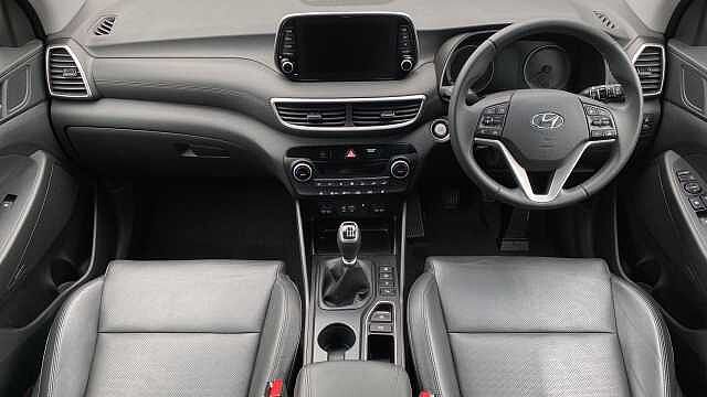 Hyundai TUCSON 1.6 GDi Premium SUV 5dr Petrol Manual Euro 6 (s/s) (132 ps)