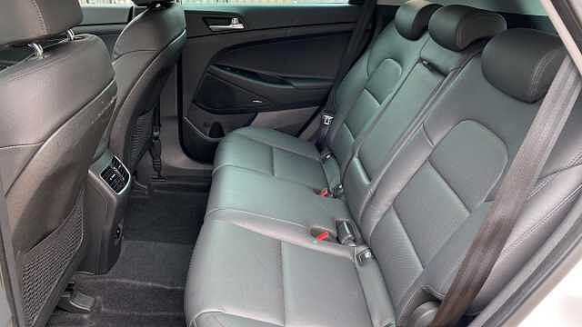 Hyundai TUCSON 1.6 GDi Premium SUV 5dr Petrol Manual Euro 6 (s/s) (132 ps)