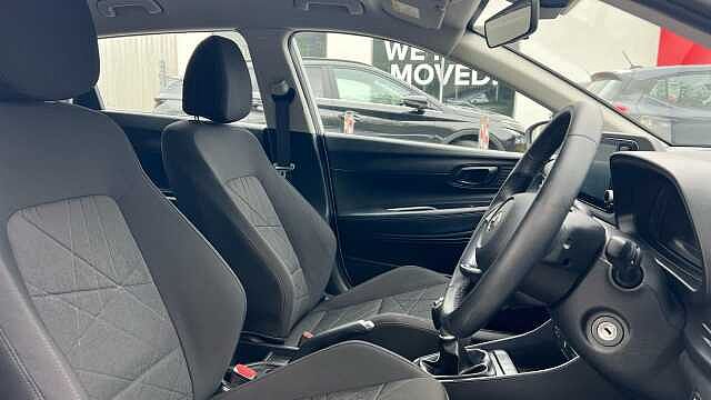 Hyundai BAYON 1.0 T-GDi MHEV SE Connect SUV 5dr Petrol Hybrid Manual Euro 6 (s/s) (100 ps)