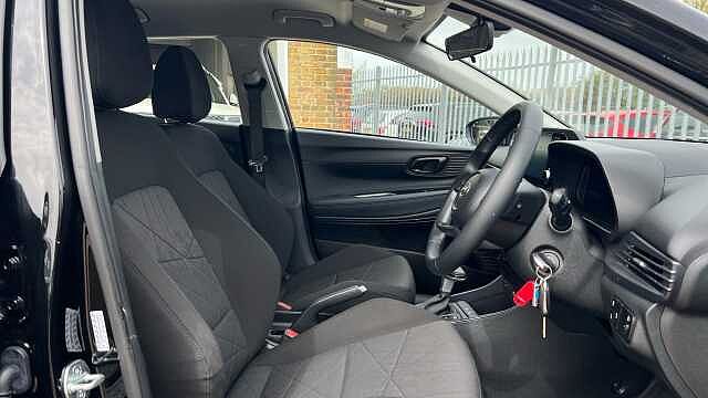 Hyundai BAYON 1.0 T-GDi MHEV SE Connect SUV 5dr Petrol Hybrid DCT Euro 6 (s/s) (100 ps)