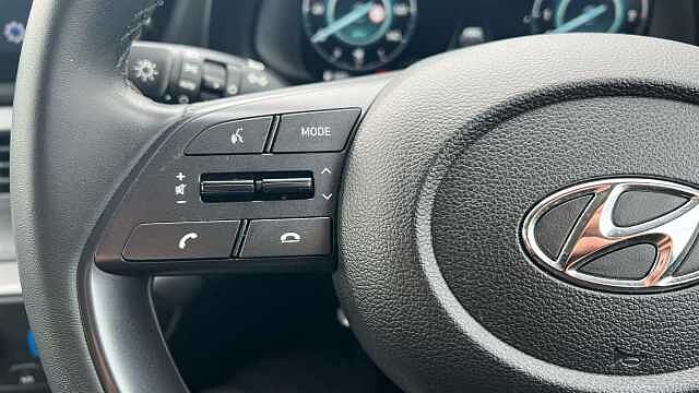 Hyundai BAYON 1.0 T-GDi MHEV SE Connect SUV 5dr Petrol Hybrid DCT Euro 6 (s/s) (100 ps)