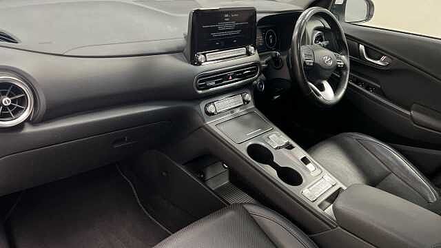 Hyundai KONA 64kWh Ultimate SUV 5dr Electric Auto (10.5kW Charger) (204 ps)