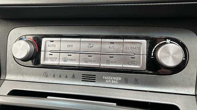 Hyundai KONA 64kWh Ultimate SUV 5dr Electric Auto (10.5kW Charger) (204 ps)