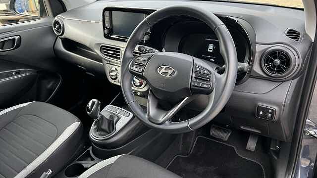 Hyundai i10 1.0 Advance Hatchback 5dr Petrol Auto Euro 6 (s/s) (67 ps)