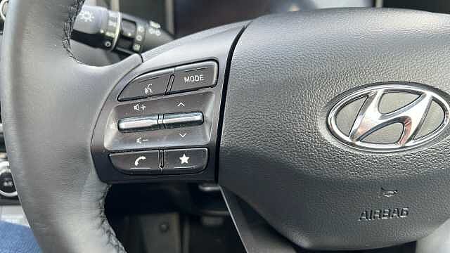 Hyundai KONA 1.0 T-GDi MHEV Ultimate SUV 5dr Petrol Hybrid Manual Euro 6 (s/s) (120 ps)