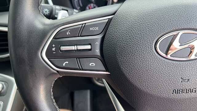 Hyundai Santa Fe 1.6 h T-GDi Premium SUV 5dr Petrol Hybrid Auto Euro 6 (s/s) (230 ps)