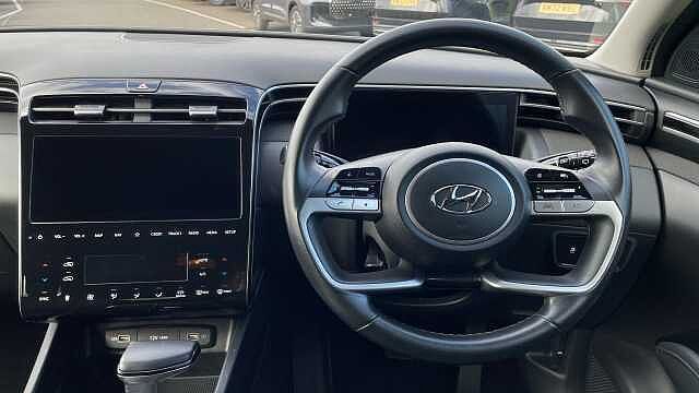 Hyundai TUCSON 1.6 T-GDi MHEV SE Connect SUV 5dr Petrol Hybrid DCT Euro 6 (s/s) (150 ps) Red