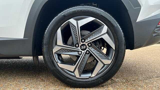 Hyundai TUCSON 1.6 h T-GDi Premium SUV 5dr Petrol Hybrid Auto Euro 6 (s/s) (230 ps)