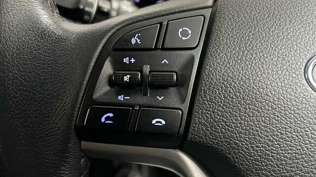 Hyundai TUCSON 1.6 CRDi MHEV Premium SE SUV 5dr Diesel Hybrid DCT Euro 6 (s/s) (136 ps)