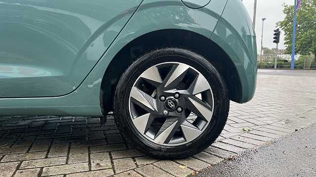 Hyundai I10 1.0 Advance Hatchback 5dr Petrol Auto Euro 6 (s/s) (63 ps) Mangrove Green