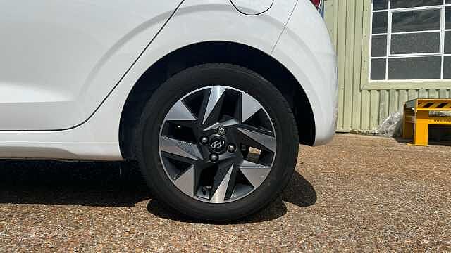 Hyundai i10 1.0 Advance Hatchback 5dr Petrol Manual Euro 6 (s/s) (67 ps)