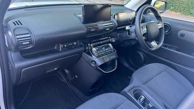 Hyundai INSTER Long Range 49kWh 01 SUV 5dr Electric Auto (115 ps)